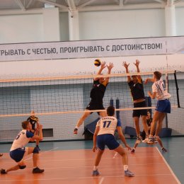 Чемпионат стартовал с победы ВЦ «Сахалин»