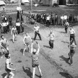 Волейбол на Сахалине: 80 лет назад