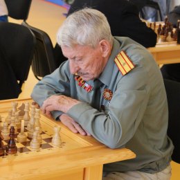 ВЦ «Сахалин» познакомился с шахматами