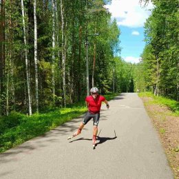 Сахалинские лыжники тренируются в «Малиновке»