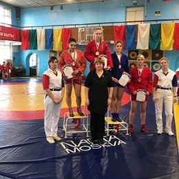 Софья Мирошниченко завоевала золотые медали чемпионата и первенства ДФО по самбо