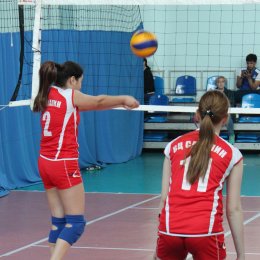 «Варяг» и «Ракета» из Южно-Сахалинска стали победителями детского турнира по волейболу