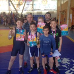 Островные борцы греко-римского стиля завоевали четыре медали международного турнира в Комсомольске-на-Амуре