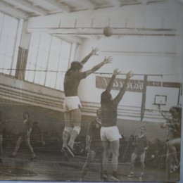 Сахалинцев просят помочь в создании музея истории волейбола