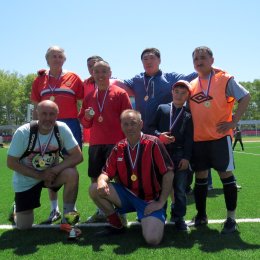 «Восток» выиграл турнир ветеранов островного футбола