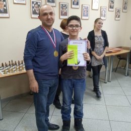 Семейная команда Мовсесянов стала победителем шахматного турнира