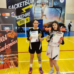 «Мираж» победил на баскетбольном турнире в Углегорске