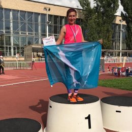 Лариса Жук завоевала золотую медаль первенства страны среди ветеранов