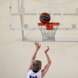 Баскетболисты Южно-Сахалинска завоевали золотые медали первенства области среди юниоров и юниорок