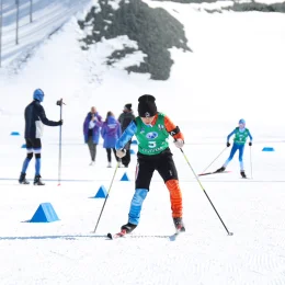 Восьмой сезон проекта «Лыжи в школу» завершился эстафетой