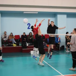 «Легионеры» из Корсакова победили на областных соревнованиях по мини-волейболу