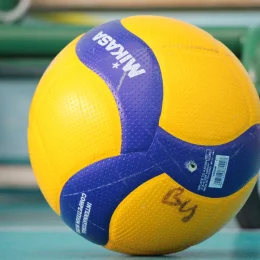 Сахалинские волейболистки сыграют за 9-16 место