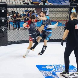 Сахалинские бойцы MMA привезли две медали с дальневосточных соревнований