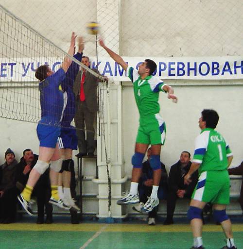 Традиционный турнир памяти Николая Ельчанинова, 2004г.