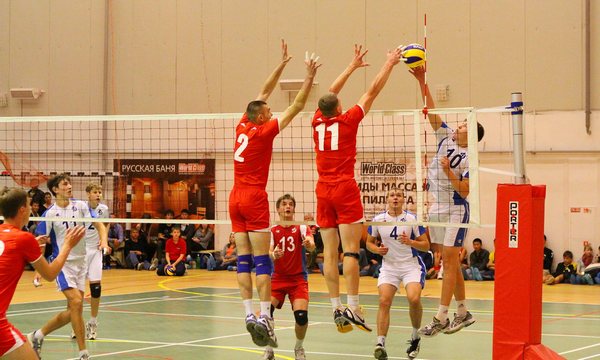 Первый тур чемпионата России 2011/12
