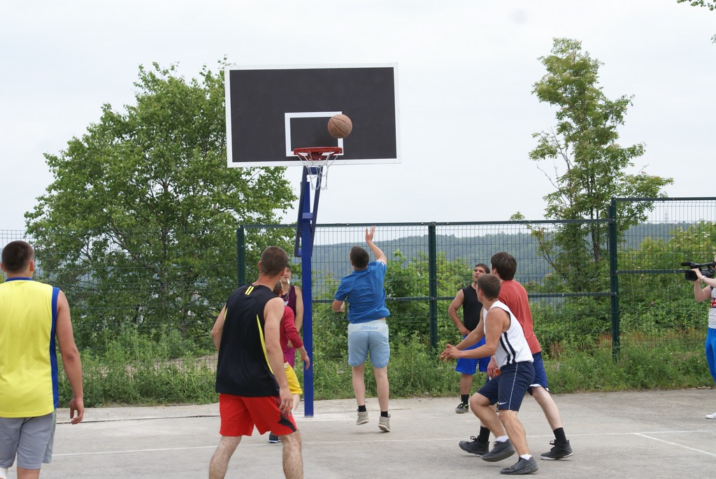 Турнир по стритболу в Корсакове