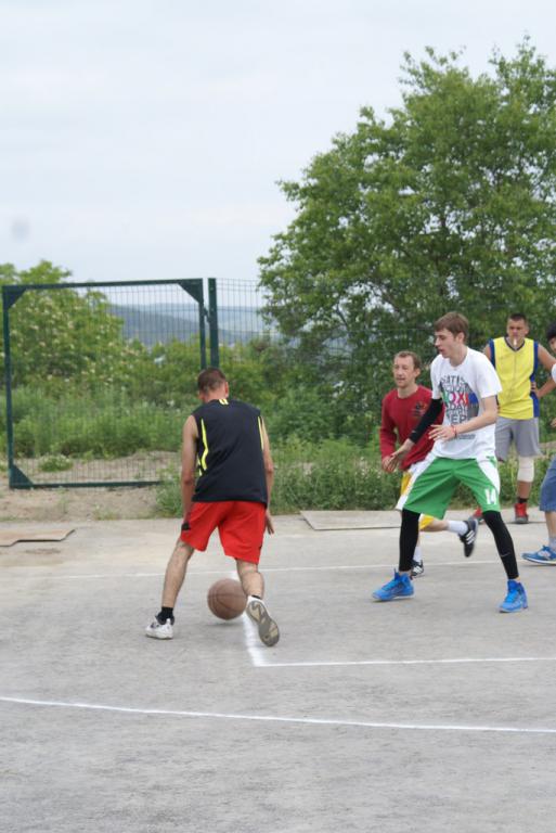 Турнир по стритболу в Корсакове