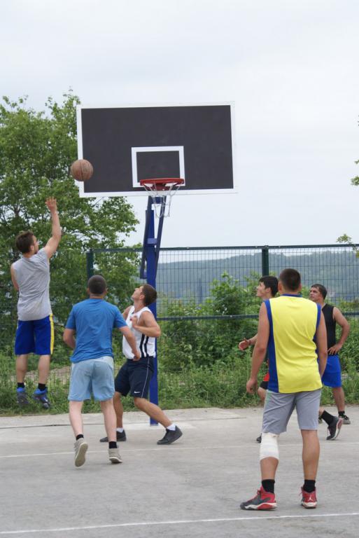 Турнир по стритболу в Корсакове