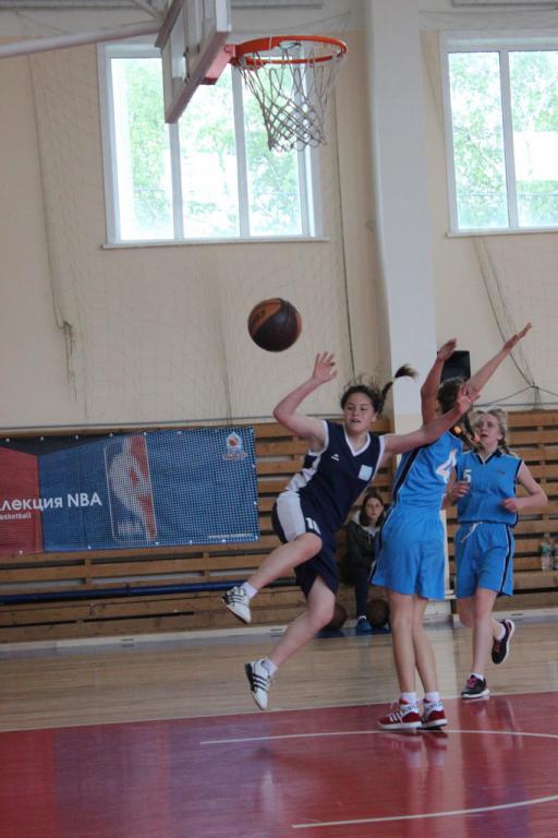 Первенство области по баскетболу среди юношей и девушек до 14 лет