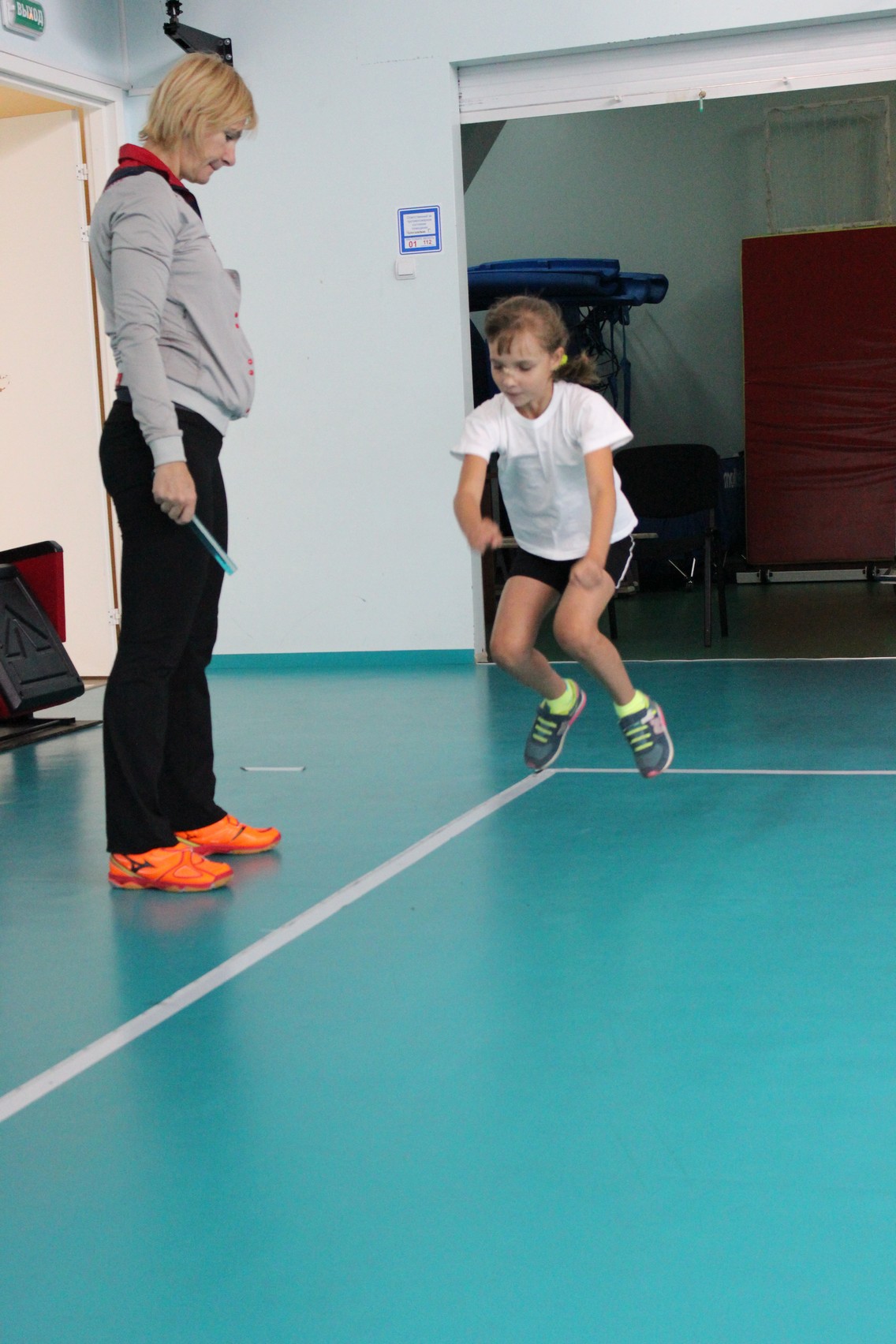 Тестовые испытания в ВЦ "Сахалин" для желающих заниматься волейболом