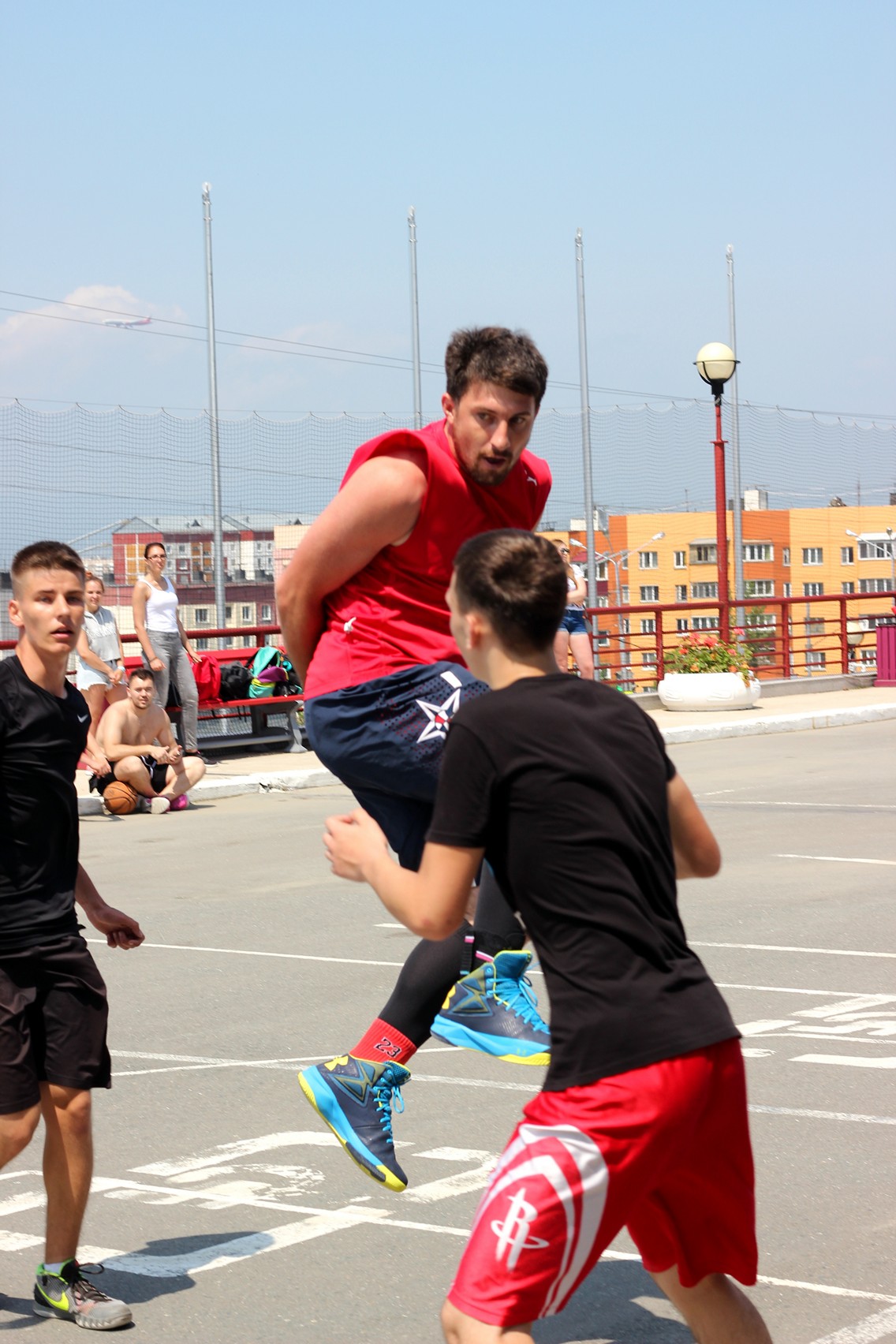 Первый тур турнира по стритболу «Kings of the Court»