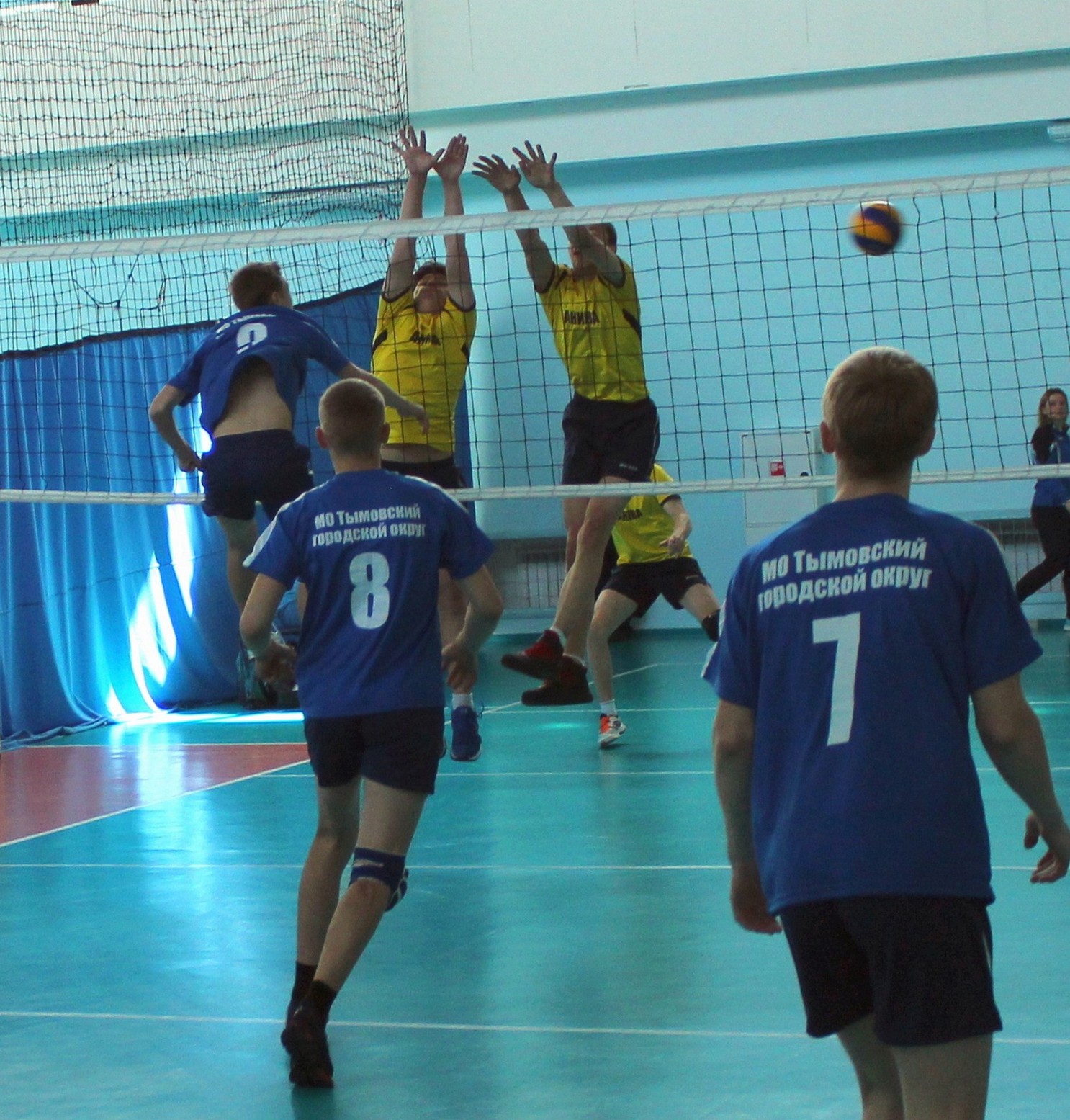 Открытое первенство Сахалинской области по волейболу среди команд юношей и девушек