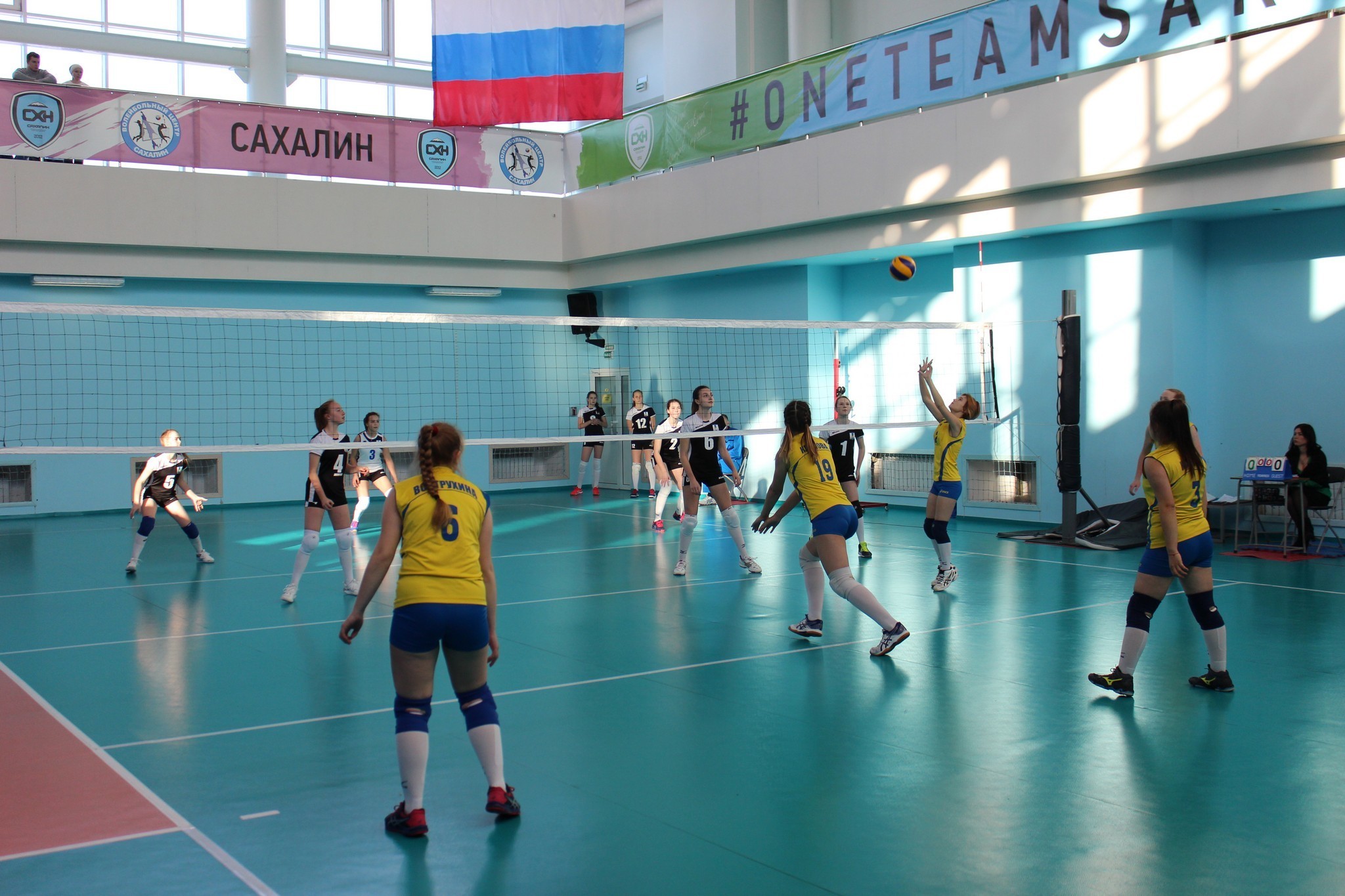 Первенство области по волейболу среди юношей и девушек 2004-2005 г.р.