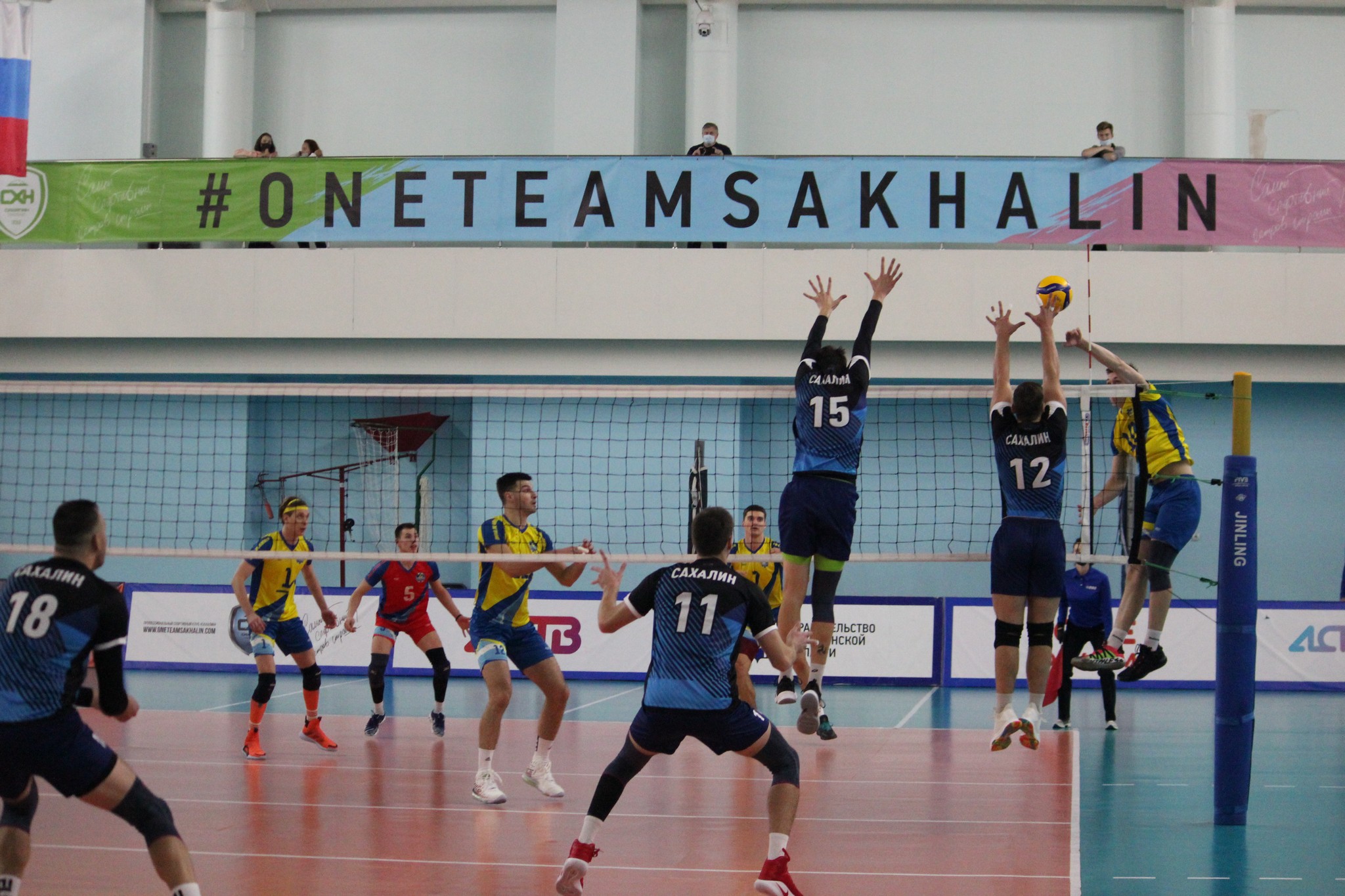 "Элвари-Сахалин" - "Волжанин" (03.11.2020)