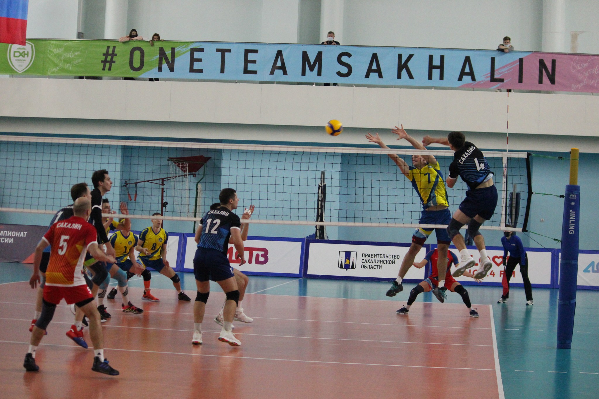 "Элвари-Сахалин" - "Волжанин" (03.11.2020)