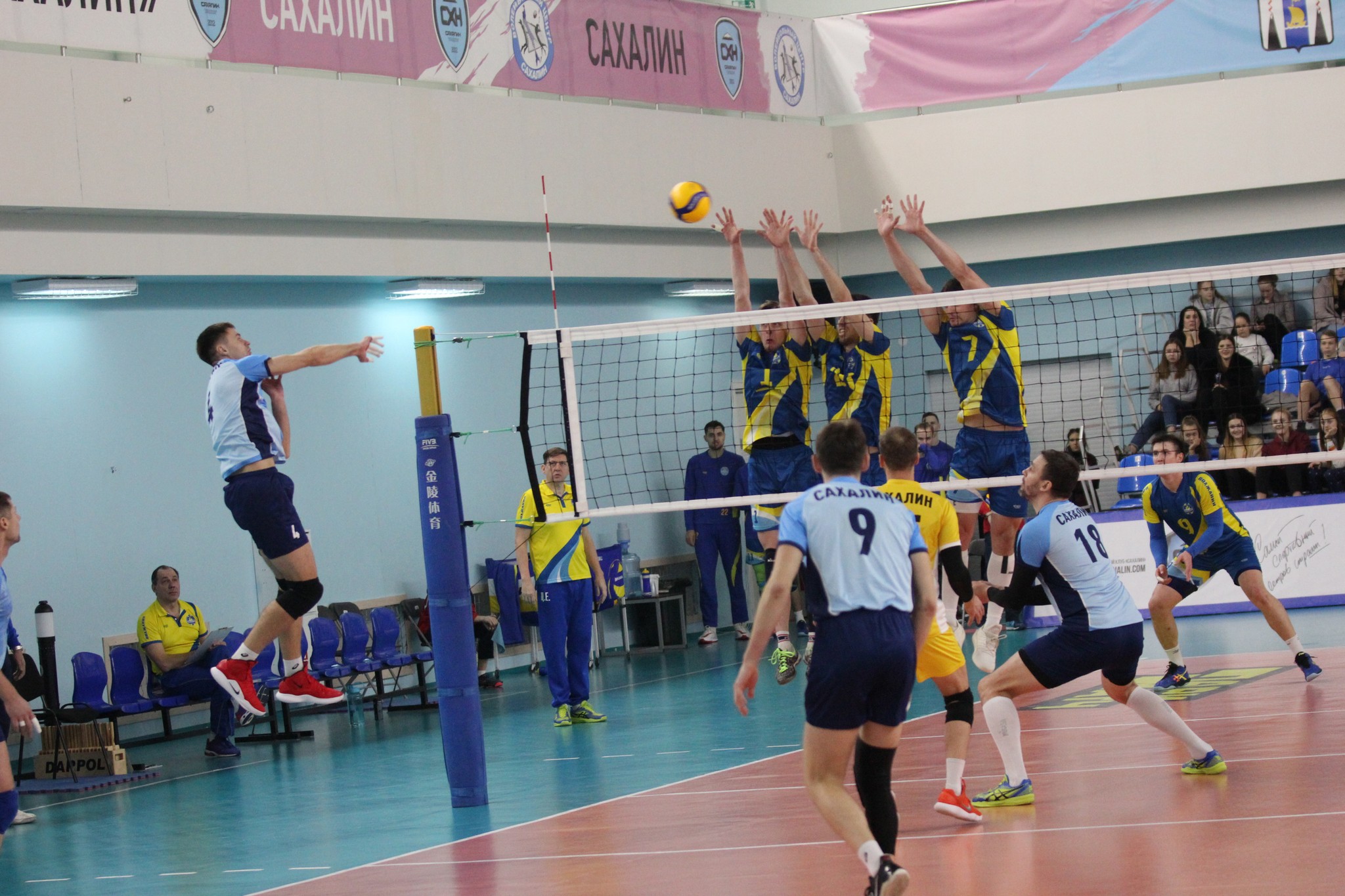 "Элвари-Сахалин" - "Волжанин" (Кострома), 16.01.2020