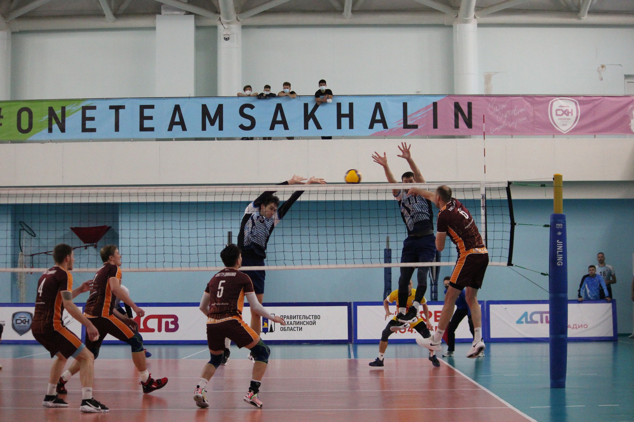 "Элвари-Сахалин" - "ИжГТУ-Динамо" (05.11.2020)