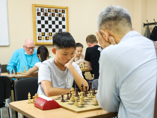 Блиц-турнир, посвященный Дню России (фото Яны Водэ)