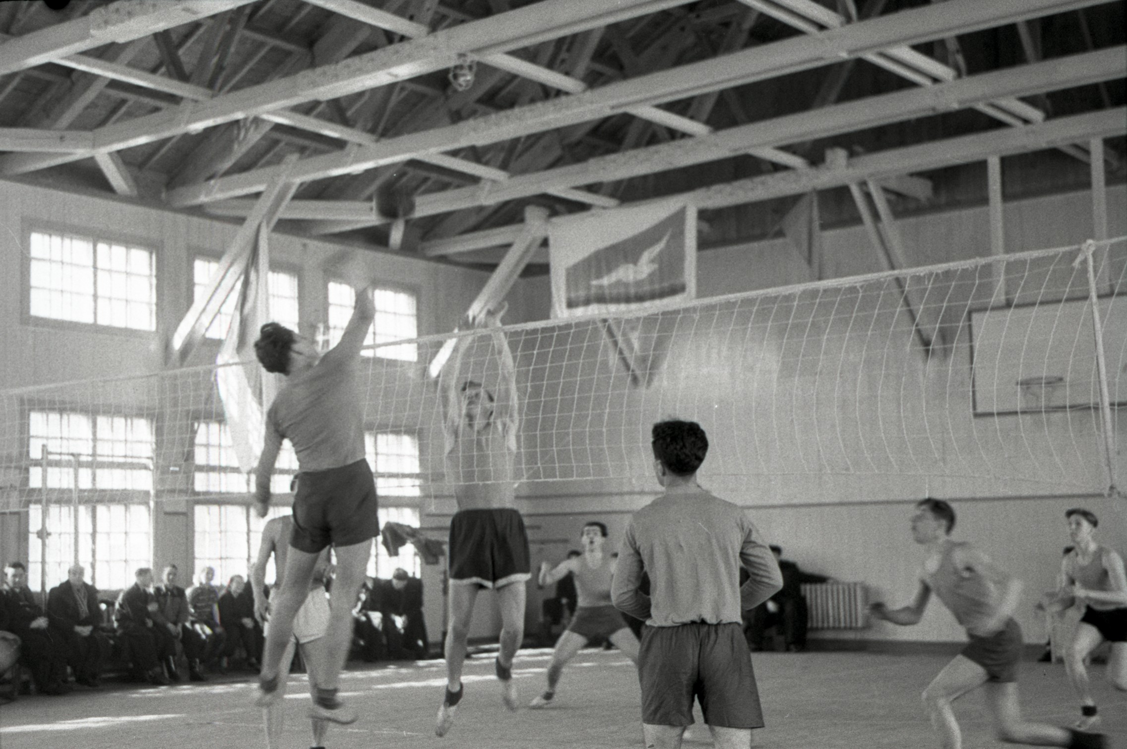История сахалинского волейбола
