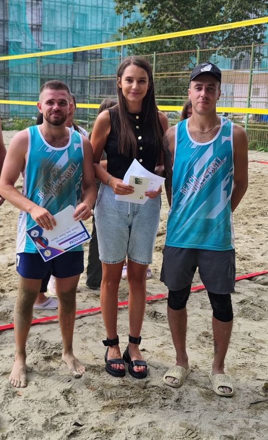 Награждение медалистов чемпионата области по пляжному волейболу